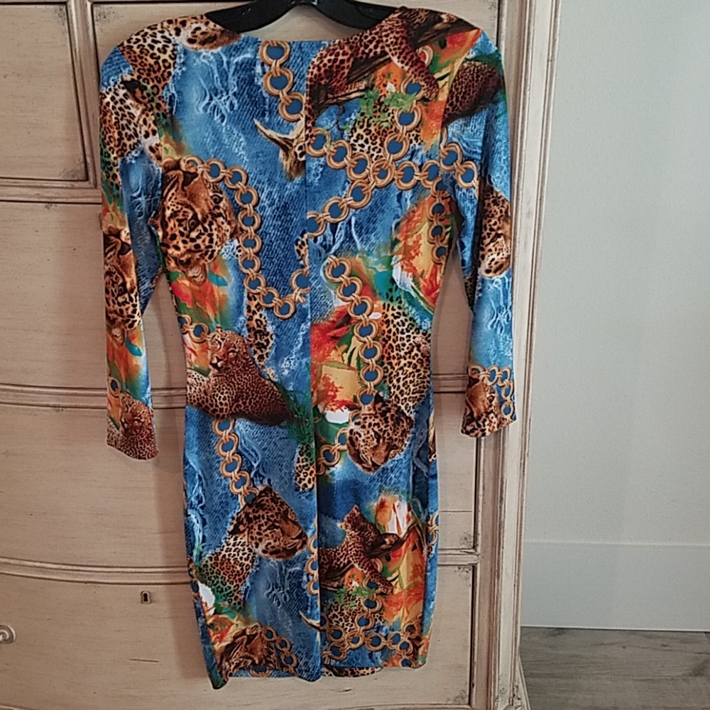 Dress - Picture 2 of 2